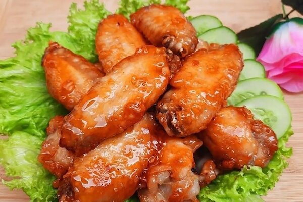 100g cánh gà chiên nước mắm bao nhiêu calo?