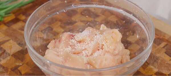 Tẩm ướp thịt gà